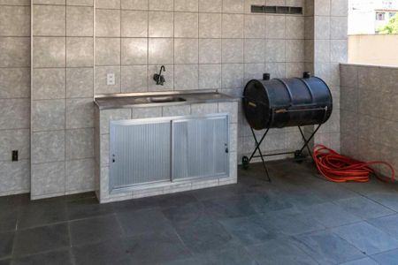 Apartamento para alugar com 70m², 2 quartos e 1 vagaÁrea comum - Churrasqueira