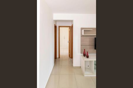 Apartamento para alugar com 70m², 2 quartos e 1 vagaSala