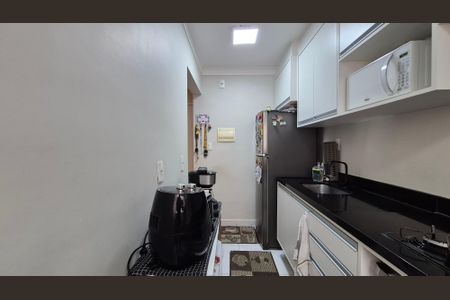Apartamento à venda com 48m², 2 quartos e 1 vaga Apartamento à venda com 48m², 2 quartos e 1 vagaCozinha