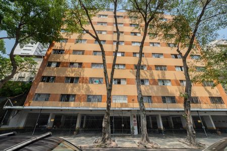 Apartamento para alugar com 33m², 1 quarto e 1 vaga Apartamento para alugar com 33m², 1 quarto e 1 vagaFachada