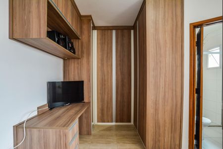 Apartamento à venda com 61m², 2 quartos e 1 vaga Apartamento à venda com 61m², 2 quartos e 1 vagaQuarto Suíte