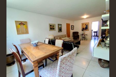 Apartamento à venda com 2 quartos, 102m² em Santo Agostinho, Belo Horizonte