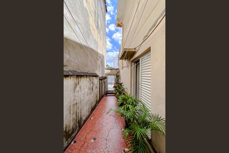 Casa à venda com 72m², 2 quartos e 1 vagaÁrea externa