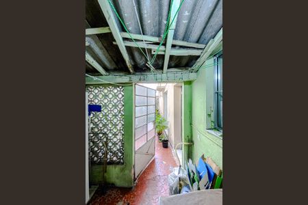 Casa à venda com 72m², 2 quartos e 1 vagaÁrea de Serviço