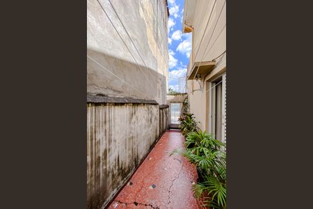 Casa à venda com 72m², 2 quartos e 1 vagaÁrea externa