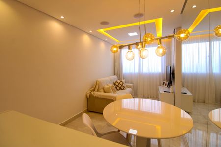 Sala  de apartamento à venda com 2 quartos, 41m² em Parque Esmeralda, São Paulo