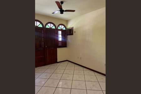 Casa à venda com 4 quartos, 198m² em Várzea das Moças, Niterói