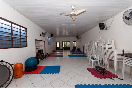 Apartamento para alugar com 74m², 2 quartos e 1 vagaÁrea Comum