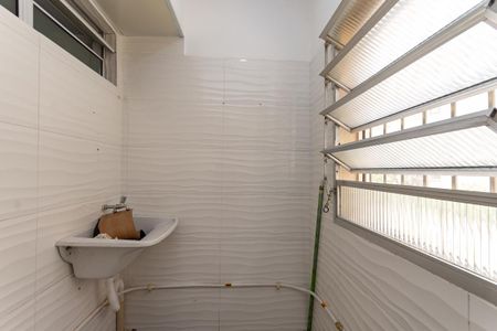 Apartamento para alugar com 74m², 2 quartos e 1 vagaÁrea de Serviço