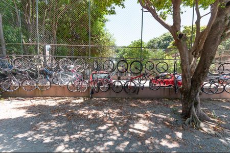 Apartamento para alugar com 74m², 2 quartos e 1 vagaÁrea Comum