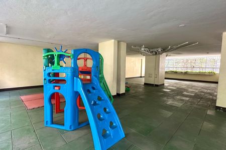 Apartamento à venda com 2 quartos, 61m² em Copacabana, Rio de Janeiro