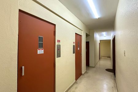 Apartamento à venda com 2 quartos, 61m² em Copacabana, Rio de Janeiro