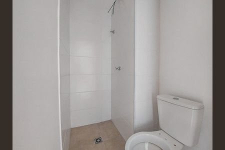 Apartamento à venda com 33m², 2 quartos e sem vaga Apartamento à venda com 33m², 2 quartos e sem vagaBanheiro