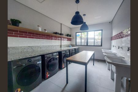 Apartamento à venda com 33m², 2 quartos e sem vaga Apartamento à venda com 33m², 2 quartos e sem vagaLavanderia