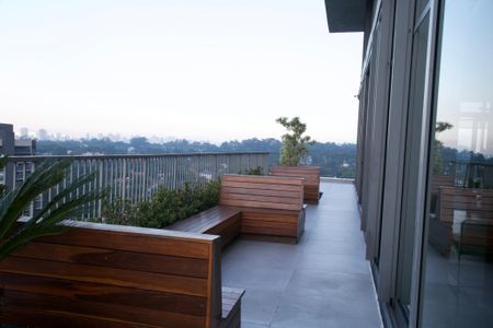 Apartamento para alugar com 37m², 1 quarto e sem vaga