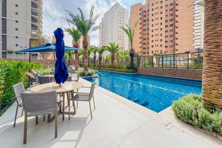 Apartamento à venda com 123m², 3 quartos e 2 vagasPiscina