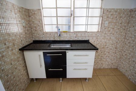 Casa para alugar com 90m², 2 quartos e 3 vagasCozinha