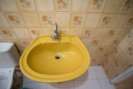 Casa para alugar com 90m², 2 quartos e 3 vagasBanheiro