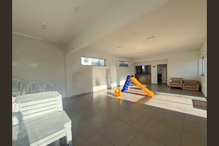 Apartamento à venda com 45m², 2 quartos e 1 vaga Apartamento à venda com 45m², 2 quartos e 1 vagaÁrea comum - Salão de festas