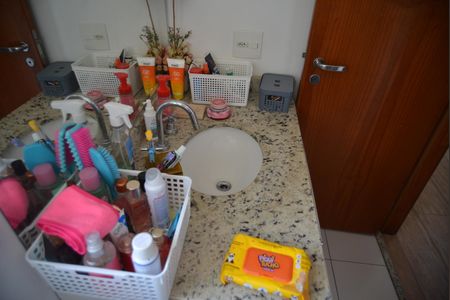 Apartamento à venda com 102m², 3 quartos e 2 vagasBanheiro da Suíte