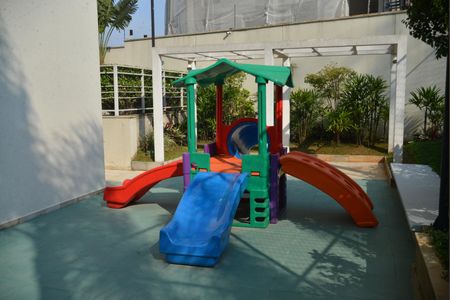 Apartamento à venda com 102m², 3 quartos e 2 vagasÁrea comum - Playground