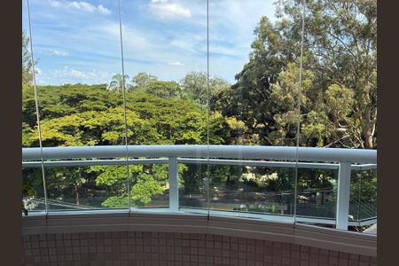 Apartamento para alugar com 133m², 3 quartos e 2 vagasVaranda