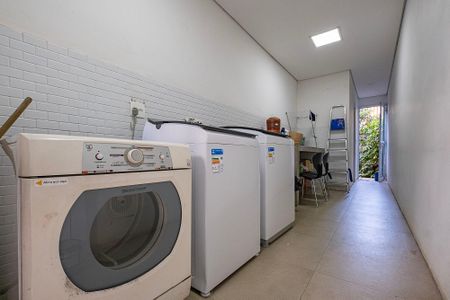 Apartamento à venda com 52m², 1 quarto e sem vaga Apartamento à venda com 52m², 1 quarto e sem vagaLavanderia