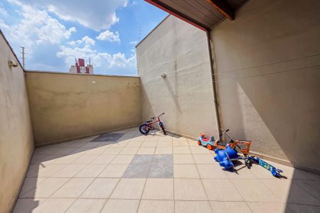 Casa à venda com 260m², 3 quartos e 5 vagasQuintal