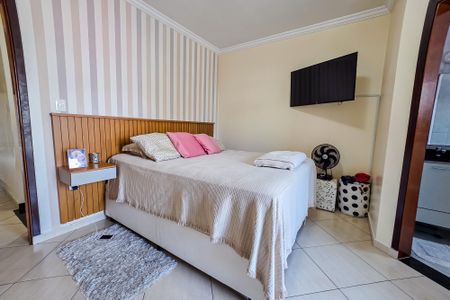 Casa à venda com 260m², 3 quartos e 5 vagasSuíte 1