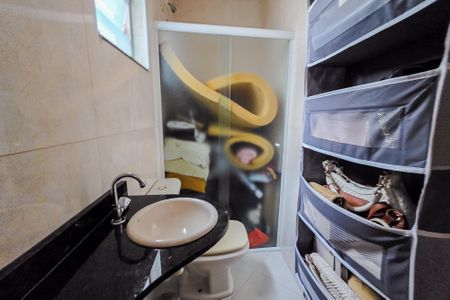 Casa à venda com 260m², 3 quartos e 5 vagasBanheiro da Suíte 2