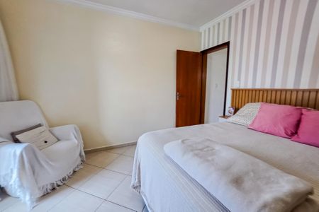 Casa à venda com 260m², 3 quartos e 5 vagasSuíte 1