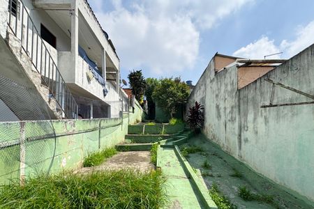 Casa para alugar com 100m², 3 quartos e 1 vagaQuintal