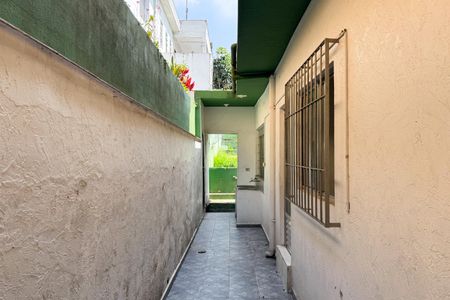 Casa para alugar com 100m², 3 quartos e 1 vagaQuintal lateral 