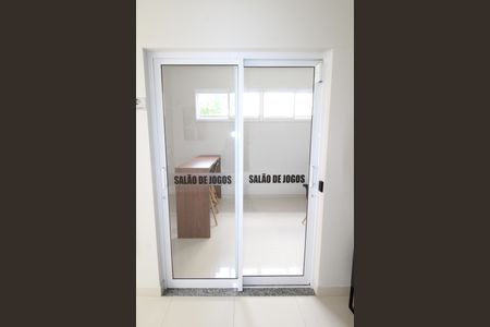 Apartamento para alugar com 70m², 2 quartos e 1 vagaÁrea comum - Sala de Jogos