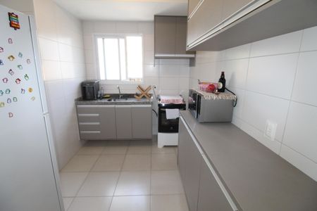 Apartamento para alugar com 70m², 2 quartos e 1 vagaCozinha