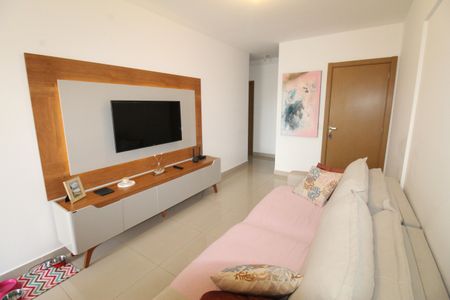 Apartamento para alugar com 70m², 2 quartos e 1 vagaSala