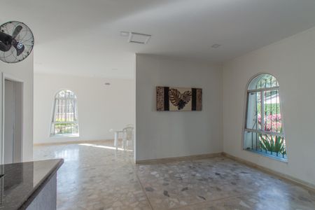 Apartamento à venda com 65m², 2 quartos e 1 vaga Apartamento à venda com 65m², 2 quartos e 1 vagaÁrea comum - Salão de festas