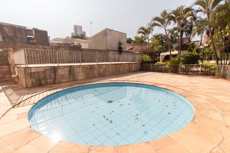 Apartamento à venda com 65m², 2 quartos e 1 vaga Apartamento à venda com 65m², 2 quartos e 1 vagaÁrea comum - Piscina