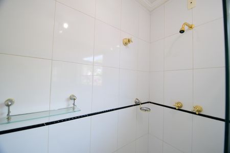 Casa para alugar com 326m², 3 quartos e 3 vagasBanheiro Suíte