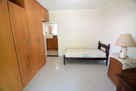 Quarto 1 de casa para alugar com 3 quartos, 326m² em Conjunto Habitacional Vila Santana (sousas), Campinas