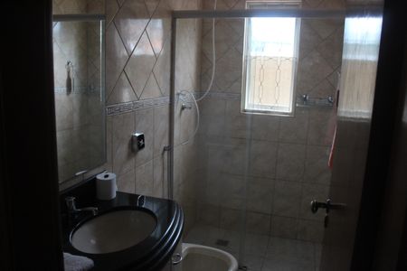 Casa para alugar com 240m², 3 quartos e 2 vagasBanheiro do Corredor 