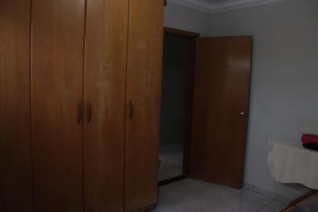 Casa para alugar com 240m², 3 quartos e 2 vagasQuarto 3