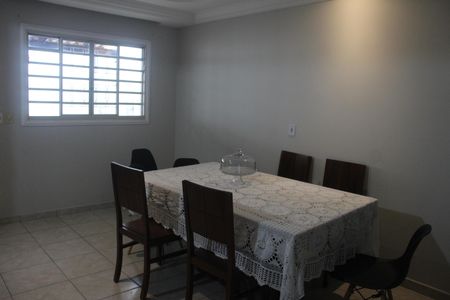 Casa para alugar com 240m², 3 quartos e 2 vagasSala de Jantar