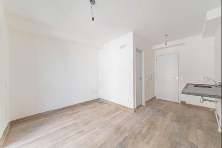 Quarto de kitnet/studio para alugar com 1 quarto, 24m² em Vila Cordeiro, São Paulo