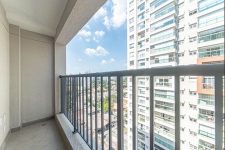 Varanda de kitnet/studio para alugar com 1 quarto, 24m² em Vila Cordeiro, São Paulo