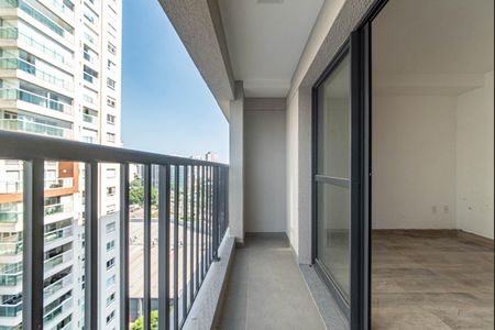 Varanda de kitnet/studio à venda com 1 quarto, 24m² em Vila Cordeiro, São Paulo
