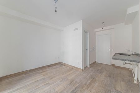 Quarto de kitnet/studio à venda com 1 quarto, 24m² em Vila Cordeiro, São Paulo