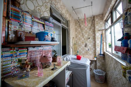 Apartamento à venda com 78m², 2 quartos e 1 vagaÁrea de Serviço