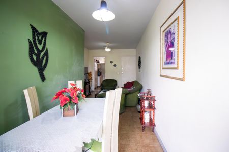 Sala de apartamento à venda com 2 quartos, 70m² em Irajá, Rio de Janeiro