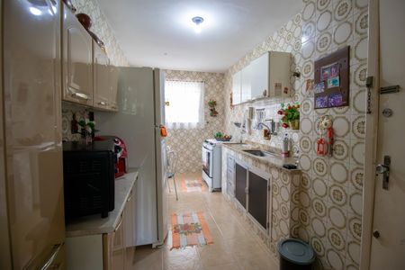 Apartamento à venda com 78m², 2 quartos e 1 vagaCozinha